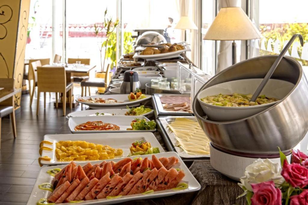 La Renaissance Hotel Marrakech มาร์ราเกช ภายนอก รูปภาพ